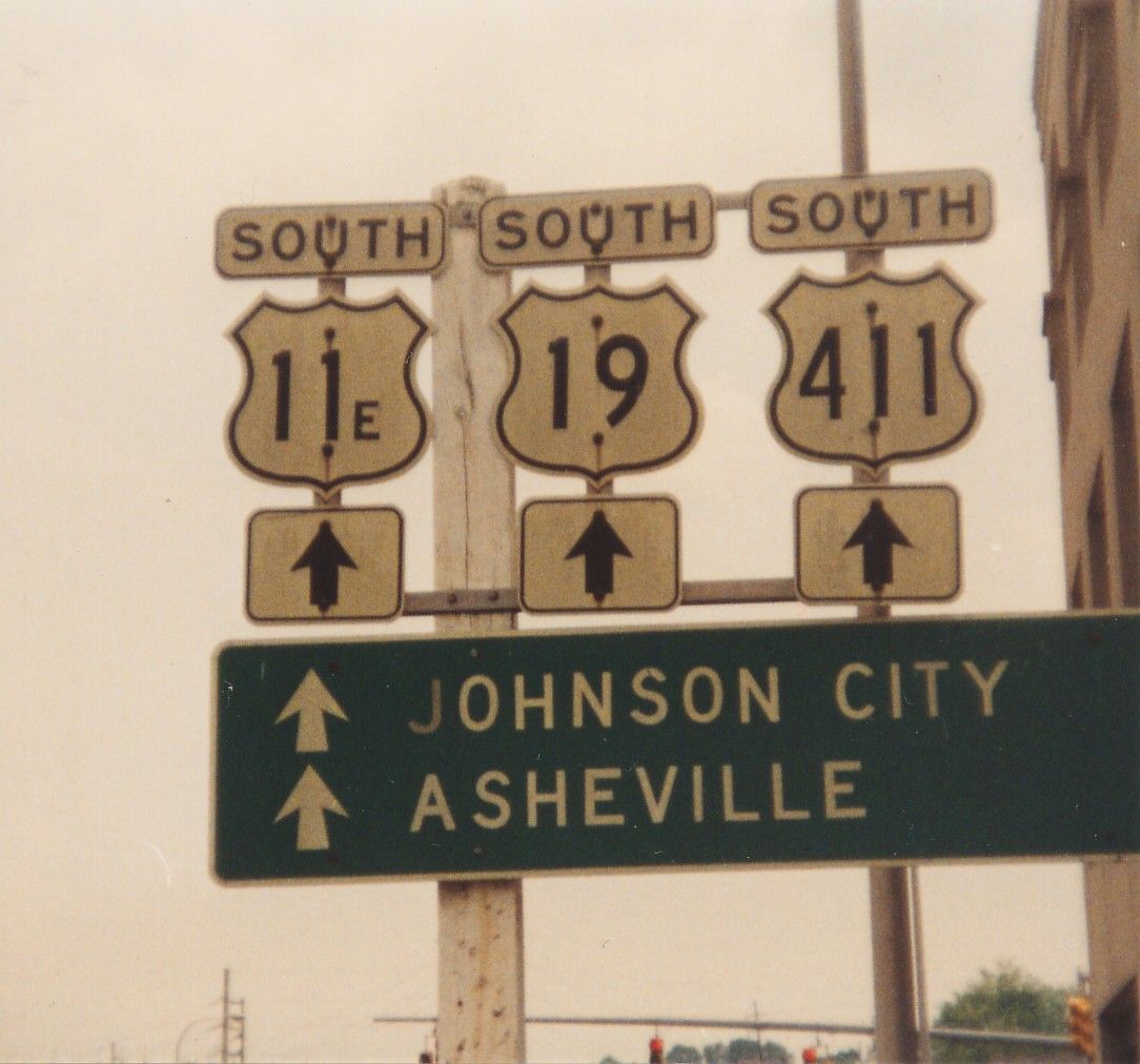 US 411 sign