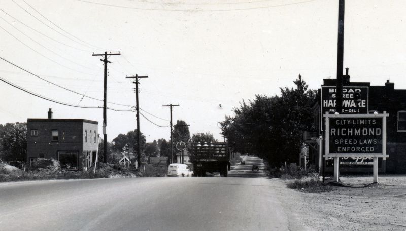 Broad St at Staple Mills Rd